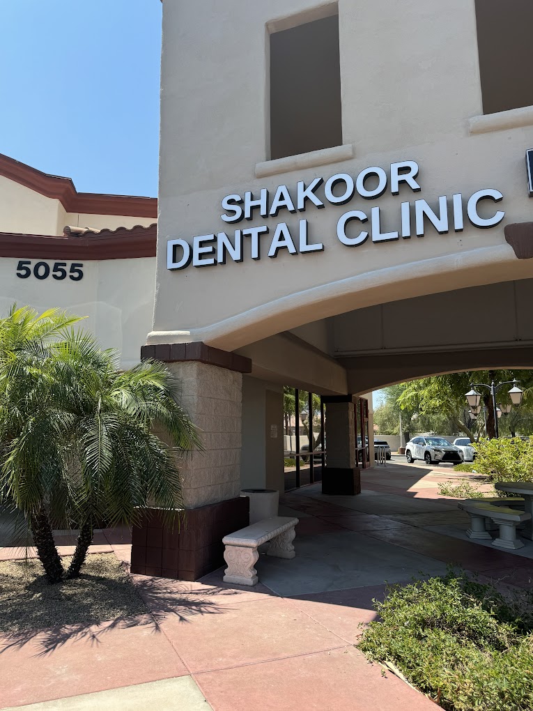 What to Expect at Shakoor Dental Clinic